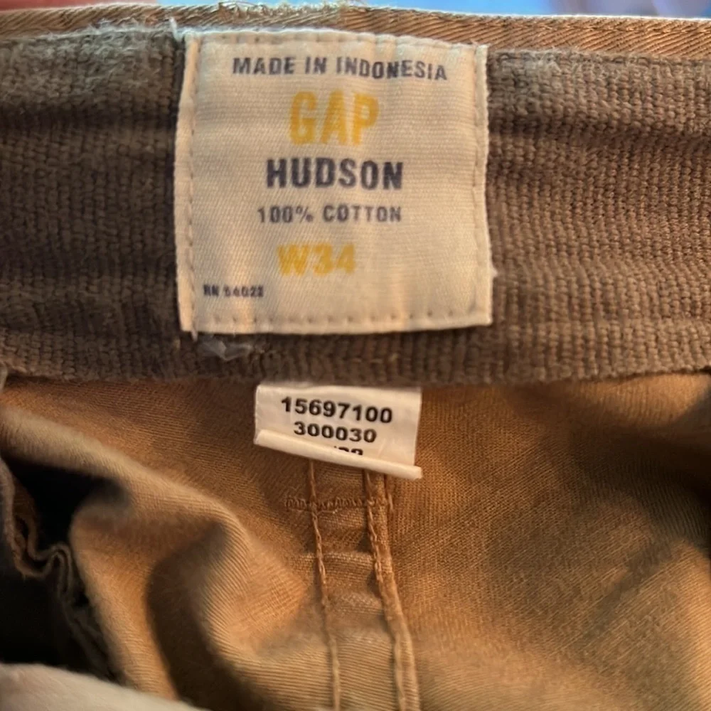 Gap Hudson khaki shorts